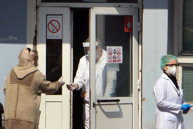 Тестирање на вирус корона у свим домовима здравља, тријажа зависи од симптома: Резултате јављају телефоном


